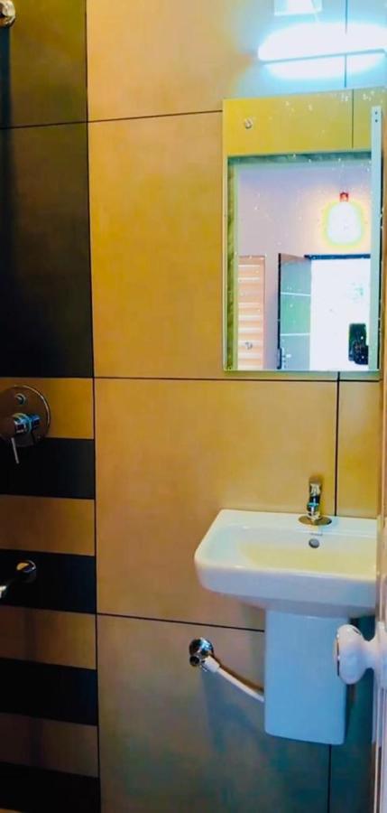 The Lavender Resort Waynad Vaduvanchal 外观 照片