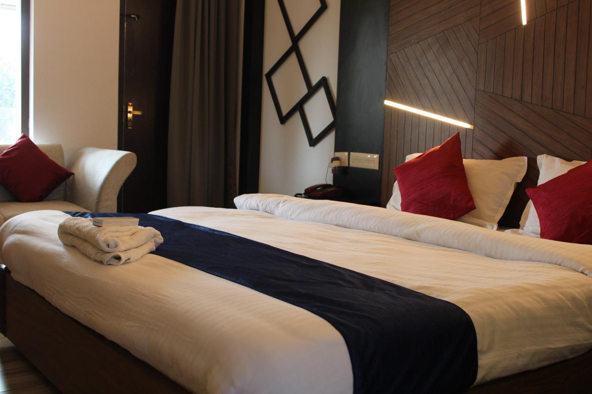 The Lavender Resort Waynad Vaduvanchal 外观 照片