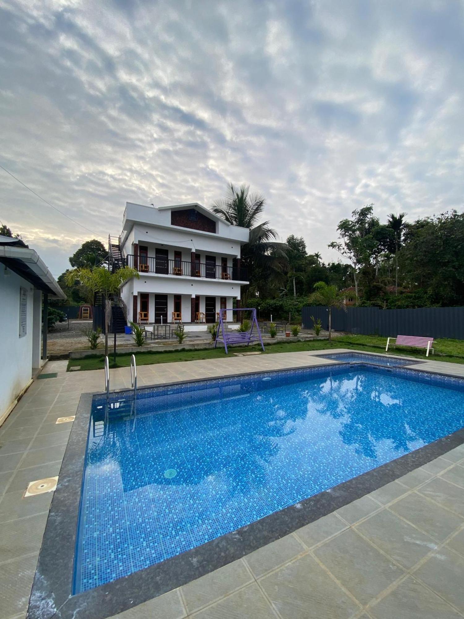 The Lavender Resort Waynad Vaduvanchal 外观 照片